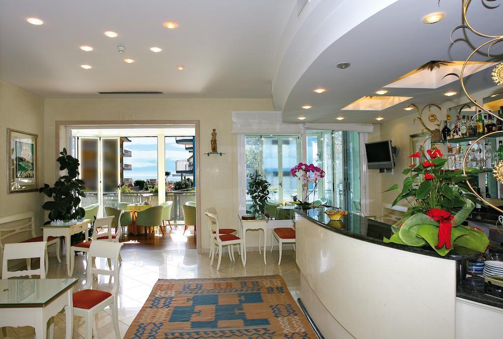 Hotel Helios Lido di Jesolo Eksteriør bilde