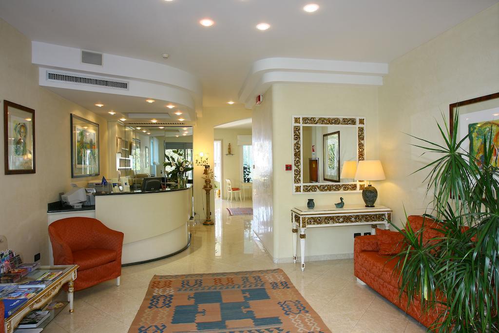 Hotel Helios Lido di Jesolo Eksteriør bilde