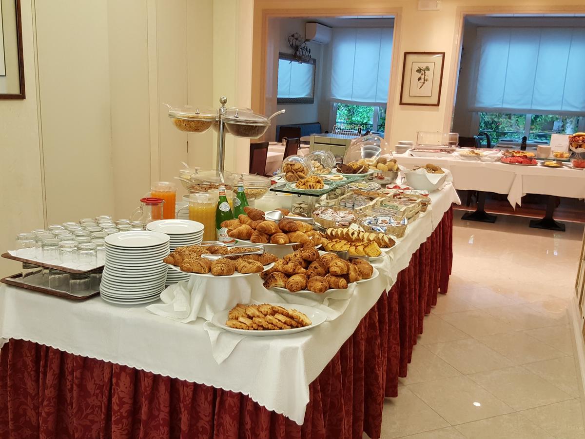 Hotel Helios Lido di Jesolo Eksteriør bilde