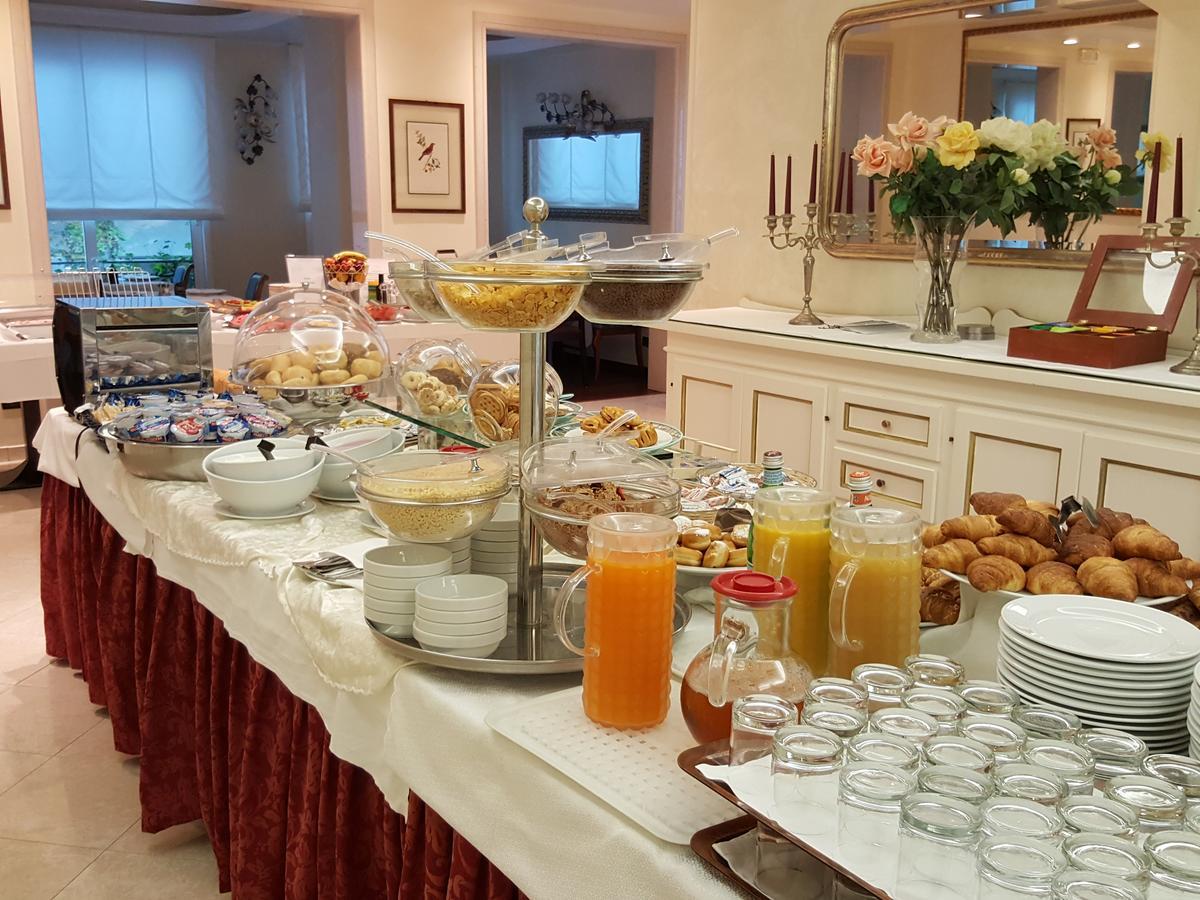 Hotel Helios Lido di Jesolo Eksteriør bilde