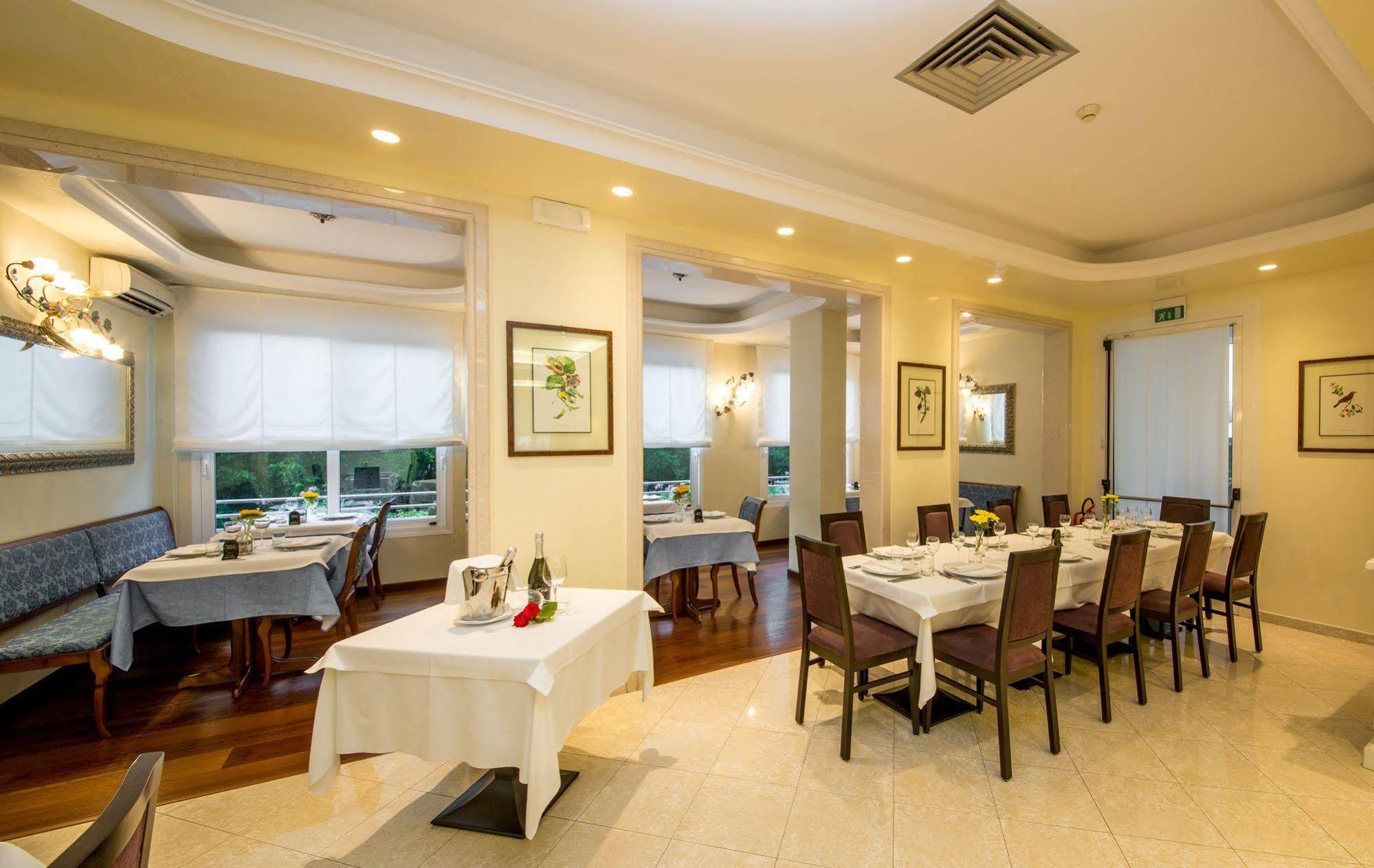 Hotel Helios Lido di Jesolo Eksteriør bilde