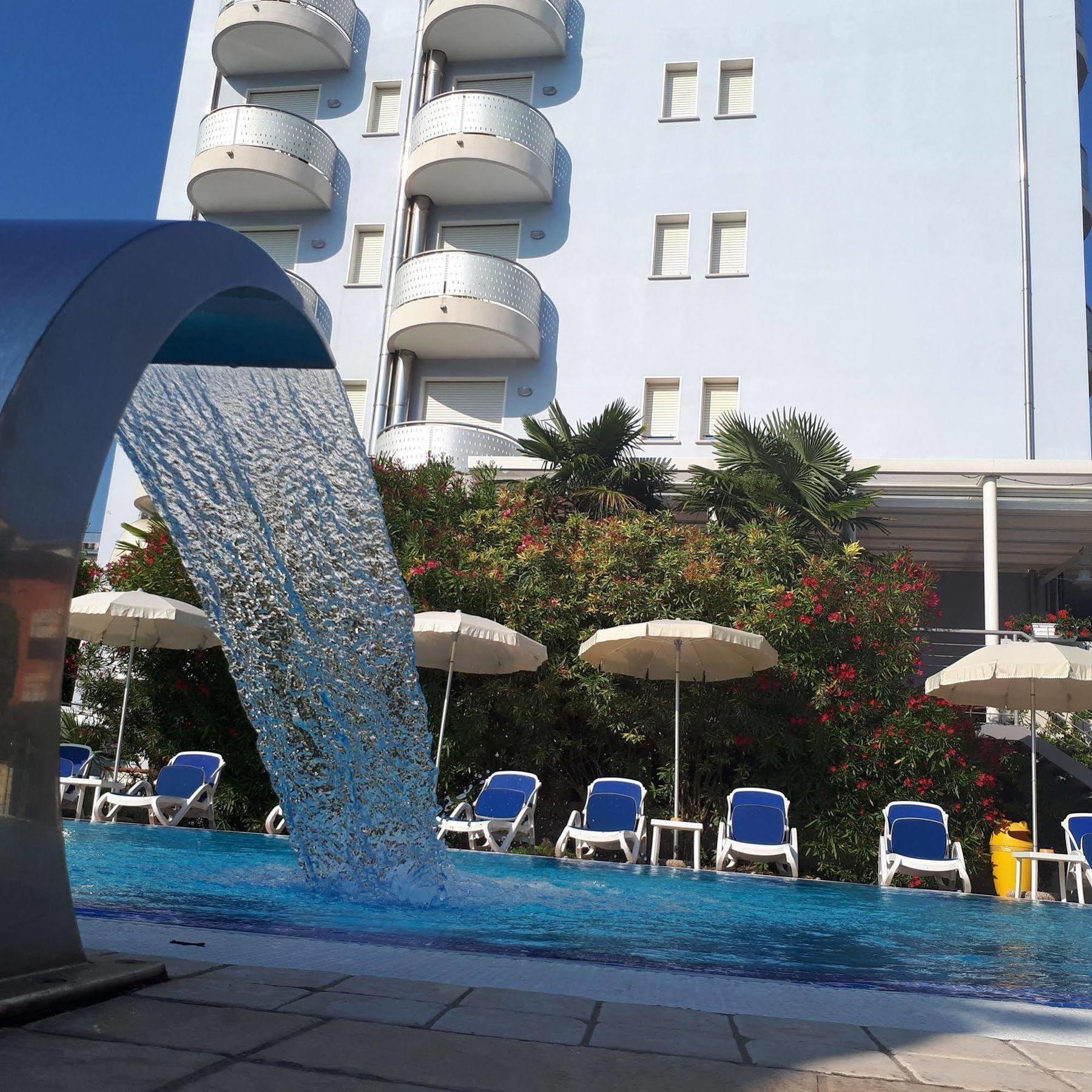 Hotel Helios Lido di Jesolo Eksteriør bilde